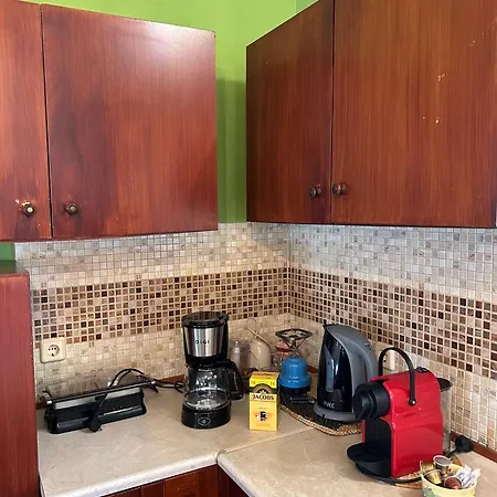 Semesterbostad Americanou *